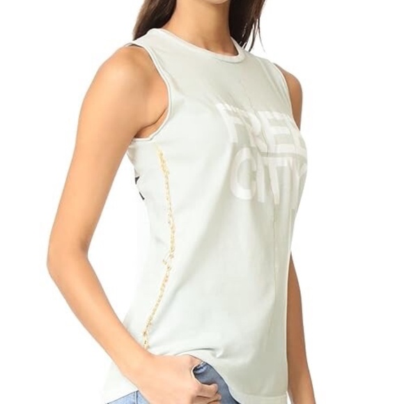 FREECITY Women's Str8up Golden Pins Sleeveless T-Shirt, Magical White Rabbit, NW - Picture 3 of 10